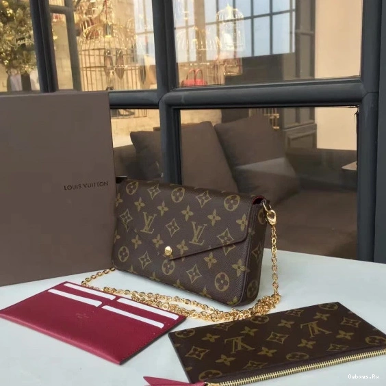 FELICIE Louis Vuitton POCHETTE 0303